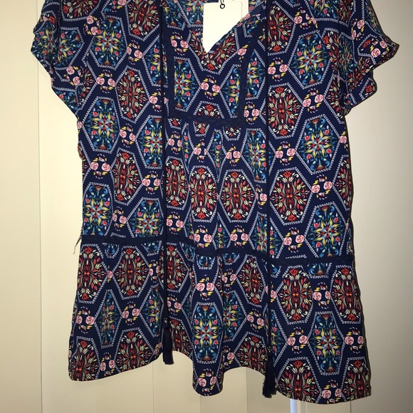 DR2 Blouse - Picture 2 of 4